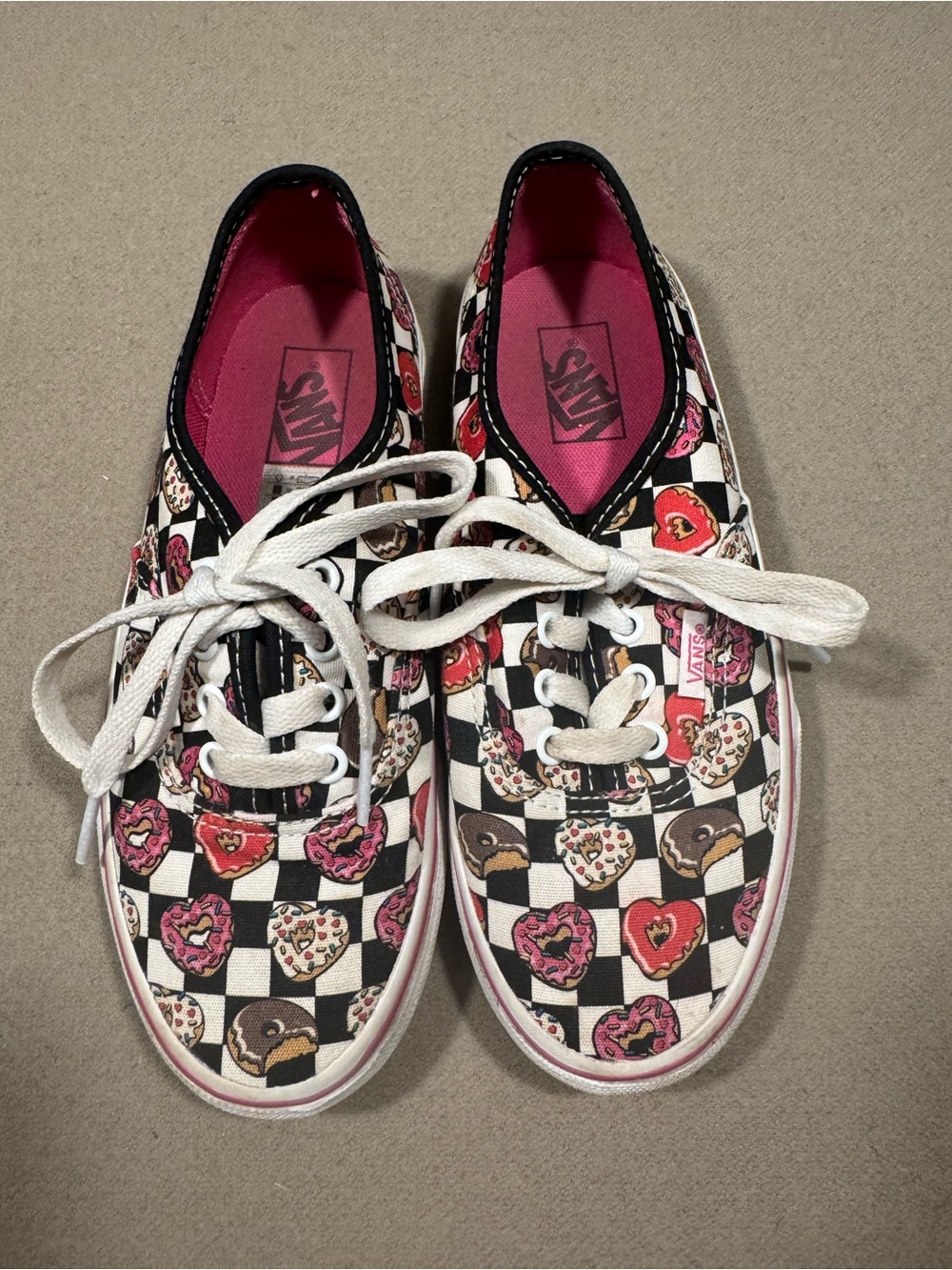 Vans Pink & Black Checkerboard Donut Low-Top Sneakers 2.5 kids